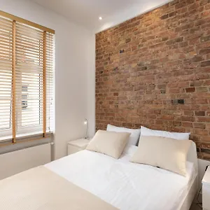  Apartament Garbary 49 - Old Town - Self Check-in 24h